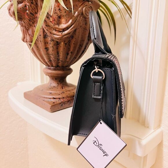 Minnie Mouse Crossbody Bag - Picture 6 of 9